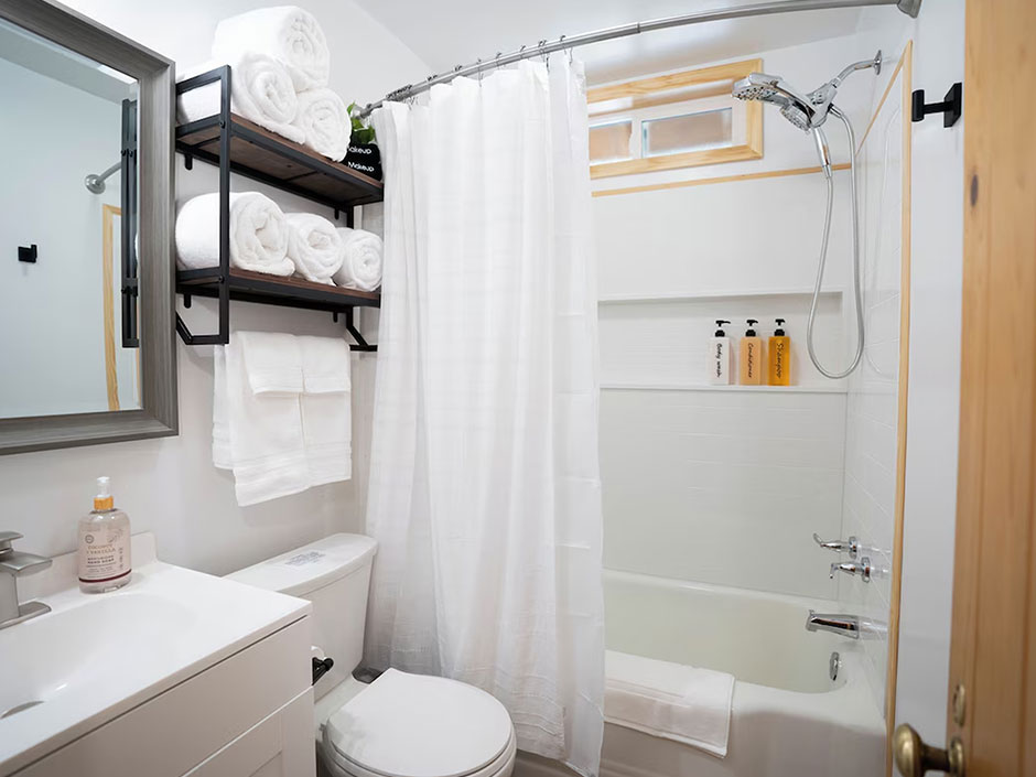 Bathroom1